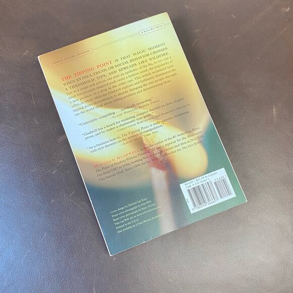 The Tipping Point by Malcolm Gladwell - Picture 2 of 2